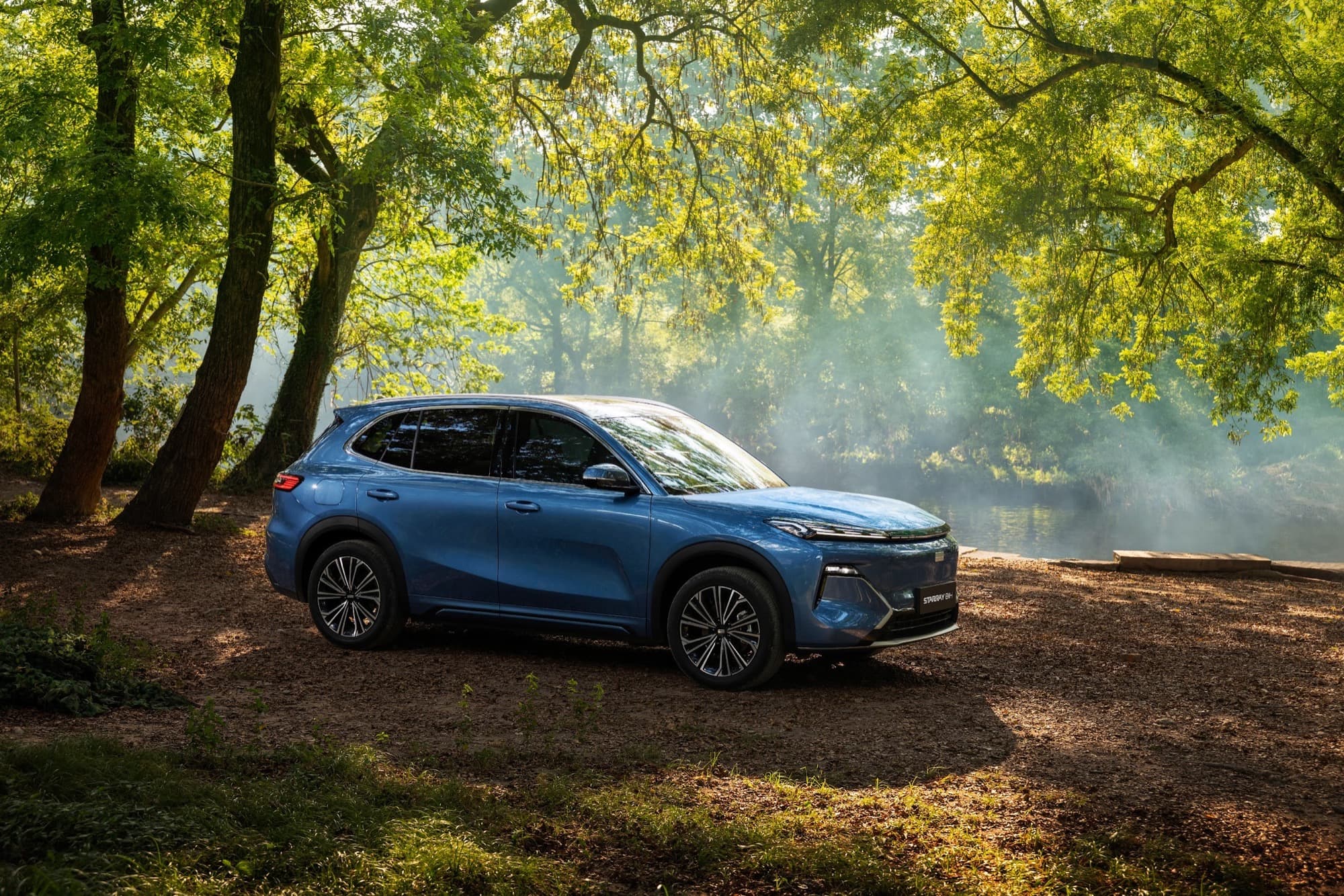 Geely Starray EM-i im Wald